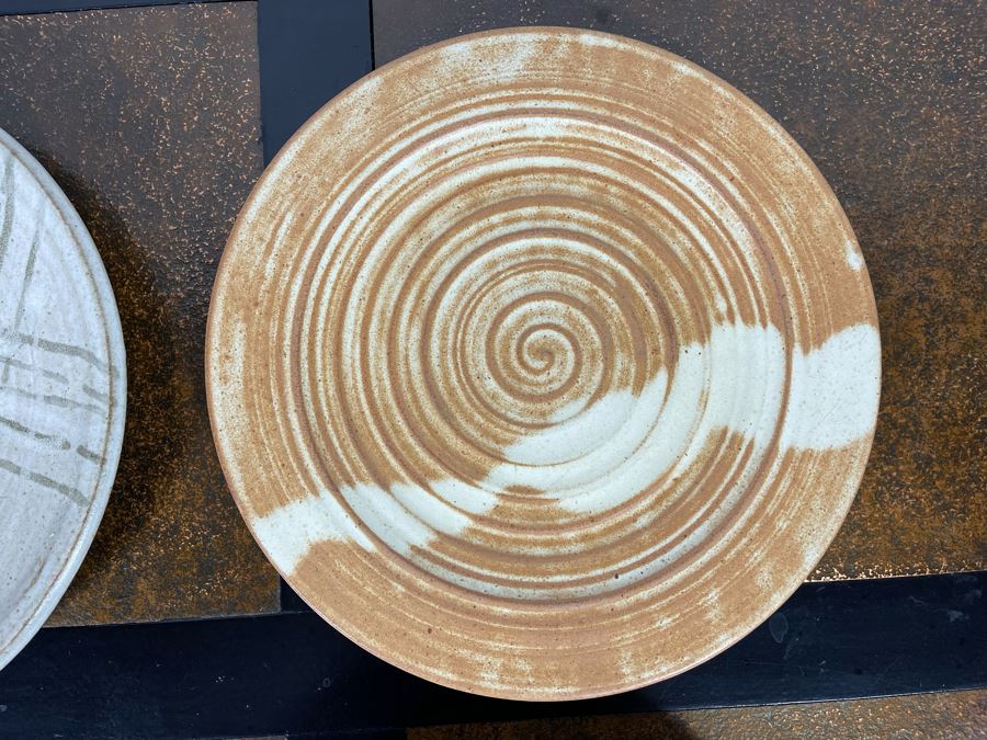 Collection Of Six Signed Studio Pottery Plates 10W - 12W [Photo 8]