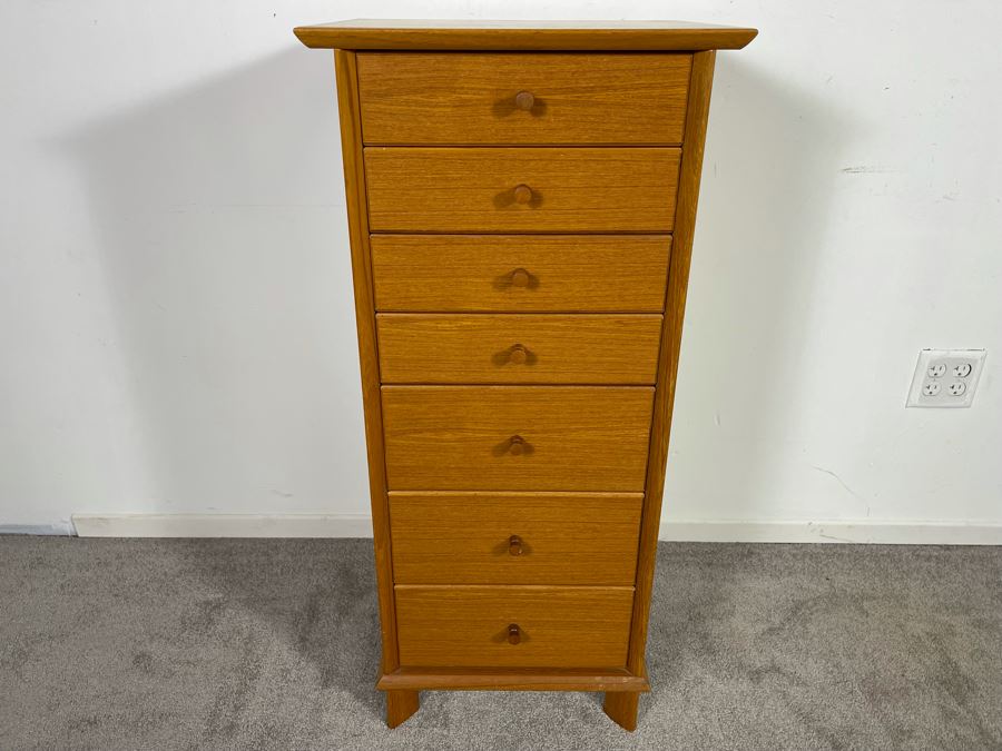 FBJ Mobler Denmark Chest Of Drawers 18W X 15D X 39.5H [Photo 4]