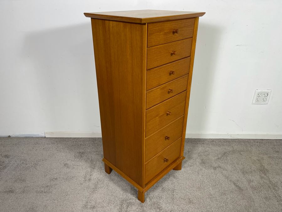 FBJ Mobler Denmark Chest Of Drawers 18W X 15D X 39.5H [Photo 5]