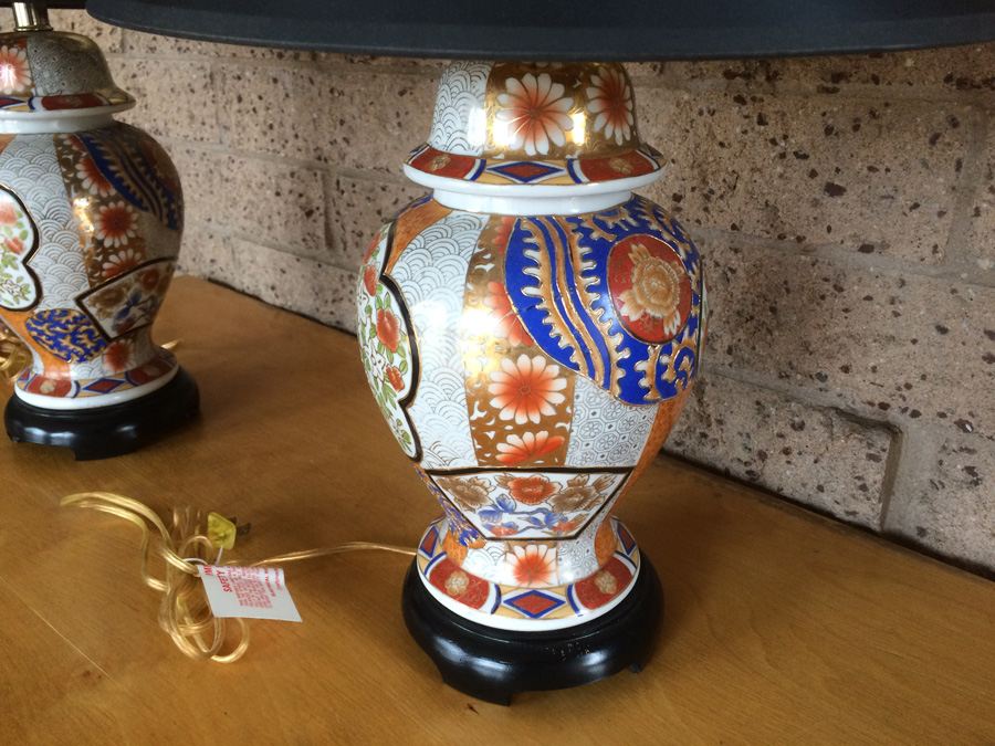 Pair of Asian Lamps [Photo 4]