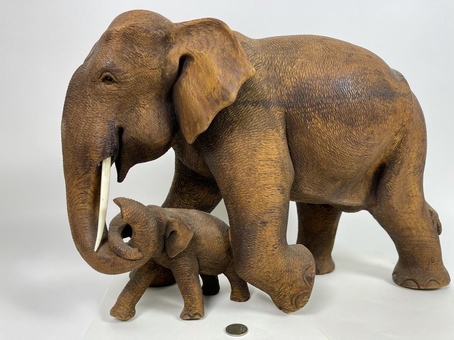 Large Hand Carved Wooden Mother Elephant With Baby Calf Sculpture 19W X 9D X 12H [Photo 3]