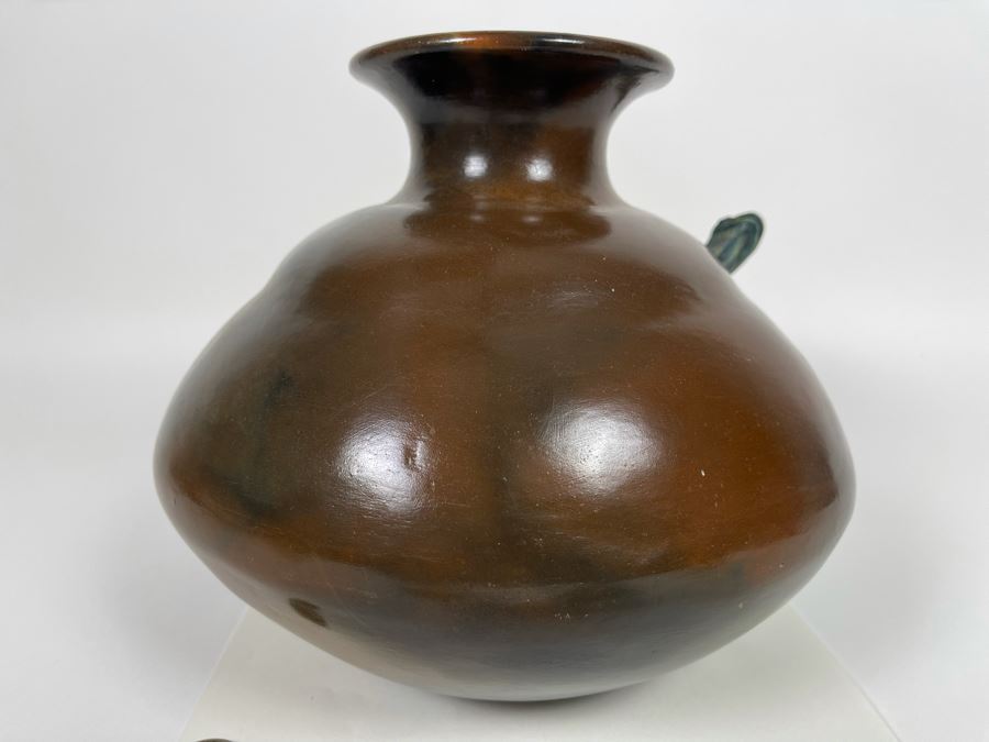 Large Pottery Vessel With Lizard 10W X 9H [Photo 14]