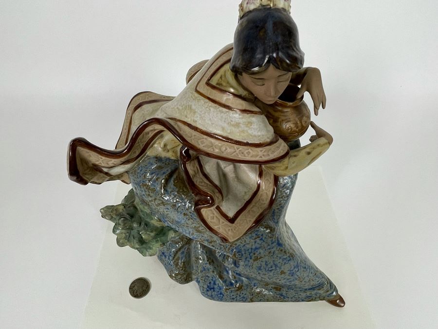 Large Lladro Figurine Andean Country Girl Gres Finish Retired #2175 10W X 10.5H [Photo 3]