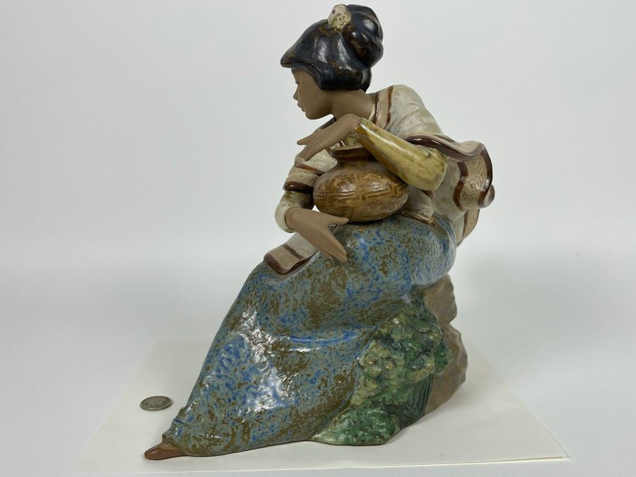 Large Lladro Figurine Andean Country Girl Gres Finish Retired #2175 10W X 10.5H [Photo 9]