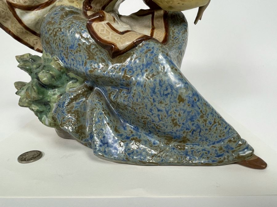 Large Lladro Figurine Andean Country Girl Gres Finish Retired #2175 10W X 10.5H [Photo 6]