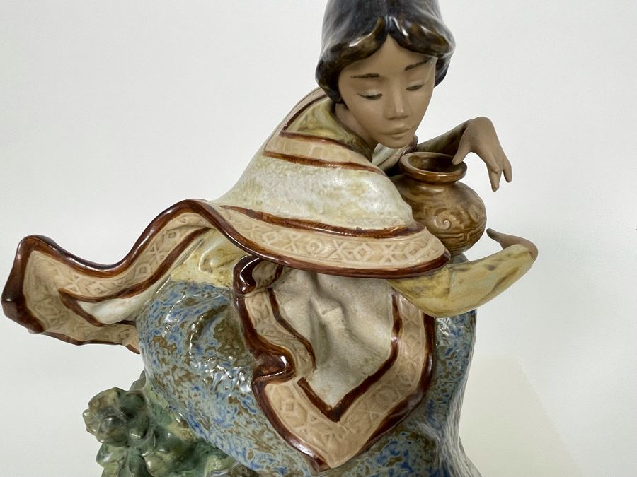 Large Lladro Figurine Andean Country Girl Gres Finish Retired #2175 10W X 10.5H [Photo 4]