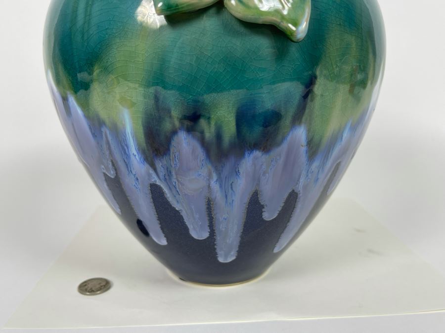 Vase With Butterfly 8.5W X 10H [Photo 4]