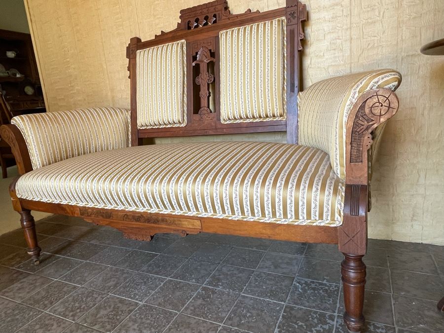 Antique Eastlake Victorian Era Carved Wooden Loveseat Settee Sofa 56W X ...