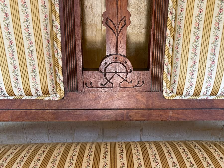 Antique Eastlake Victorian Era Carved Wooden Loveseat Settee Sofa 56W X 23D X 41H [Photo 7]