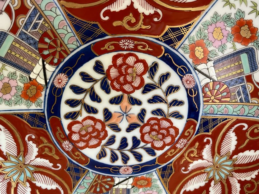 Vintage Japanese Gold Imari Hand Painted Plate With Stand 12R [Photo 4]