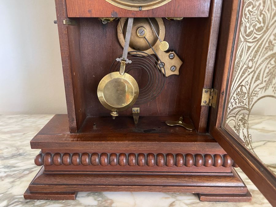 Working Eastlake Victorian Era Mechanical Clock With Key By Seth Thomas 13.5W X 5D X 23.5H [Photo 9]