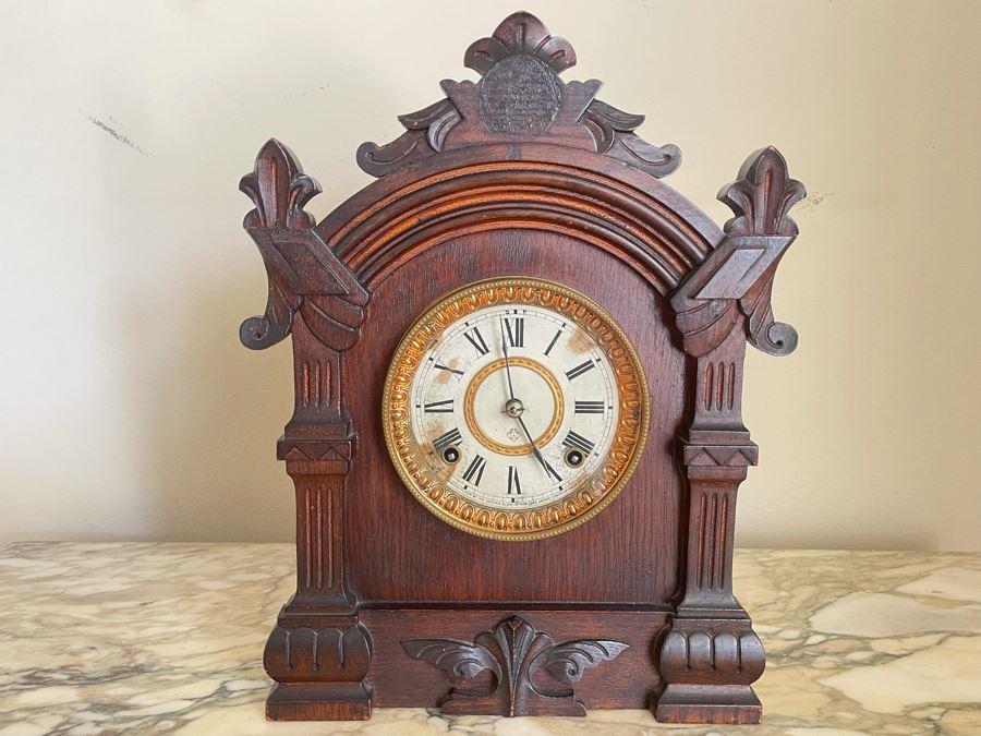 Working Antique Trieste Model Clock By The Ansonia Clock Co New York With Key - Eight Day Strike 1882 Patent Date 11W X 4D X 15H [Photo 4]