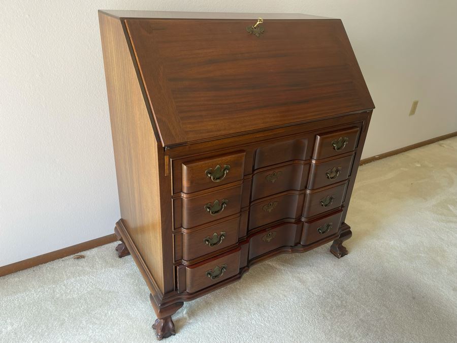 Vintage Mahogany Secretary Desk With Secret Compartments And Lockable Drawers 36W X 22D X 41H [Photo 6]