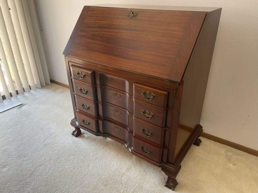 Vintage Mahogany Secretary Desk With Secret Compartments And Lockable Drawers 36W X 22D X 41H [Photo 7]
