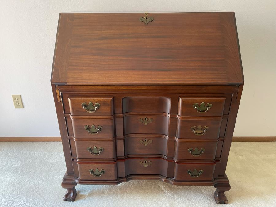 Vintage Mahogany Secretary Desk With Secret Compartments And Lockable Drawers 36W X 22D X 41H [Photo 5]