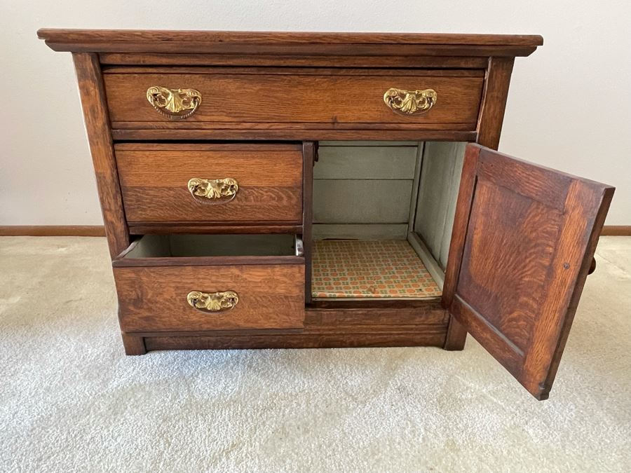 Antique Oak Cabinet 36W X 18D X 28H [Photo 1]