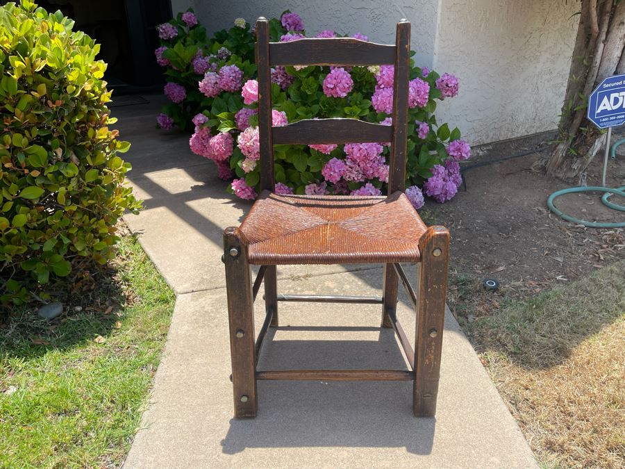 Antique Rush Seat Chair [Photo 1]