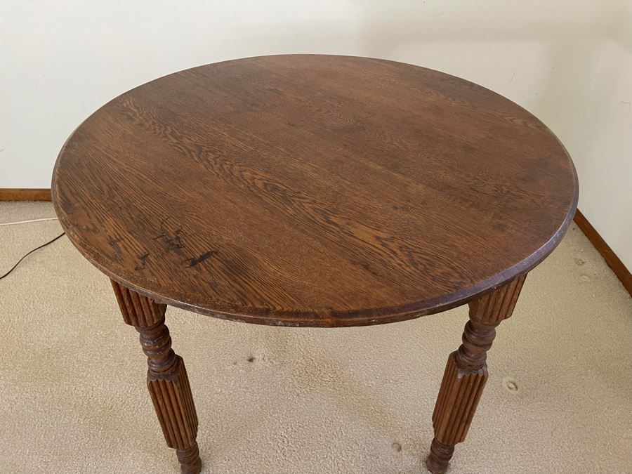 Vintage Oak 36' Round Table 28.5H [Photo 9]