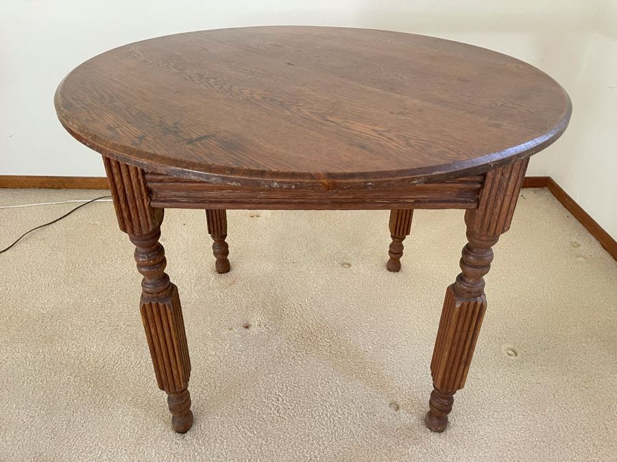 Vintage Oak 36' Round Table 28.5H [Photo 8]
