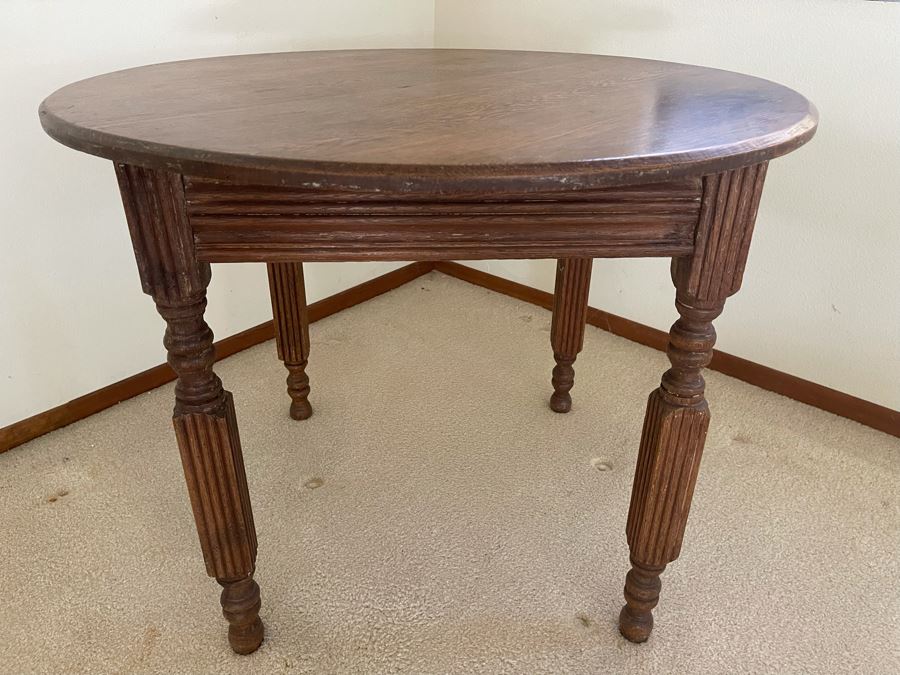Vintage Oak 36' Round Table 28.5H [Photo 2]