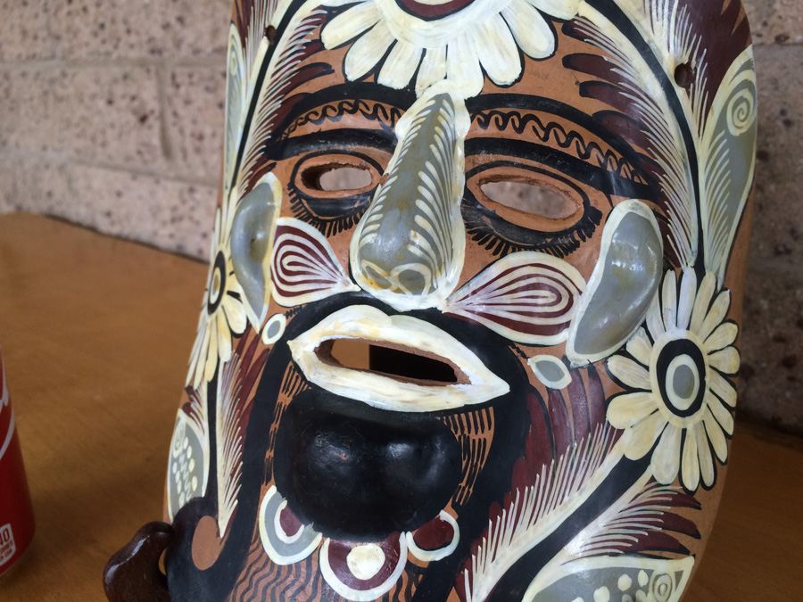 Hand Painted Mask [Photo 3]