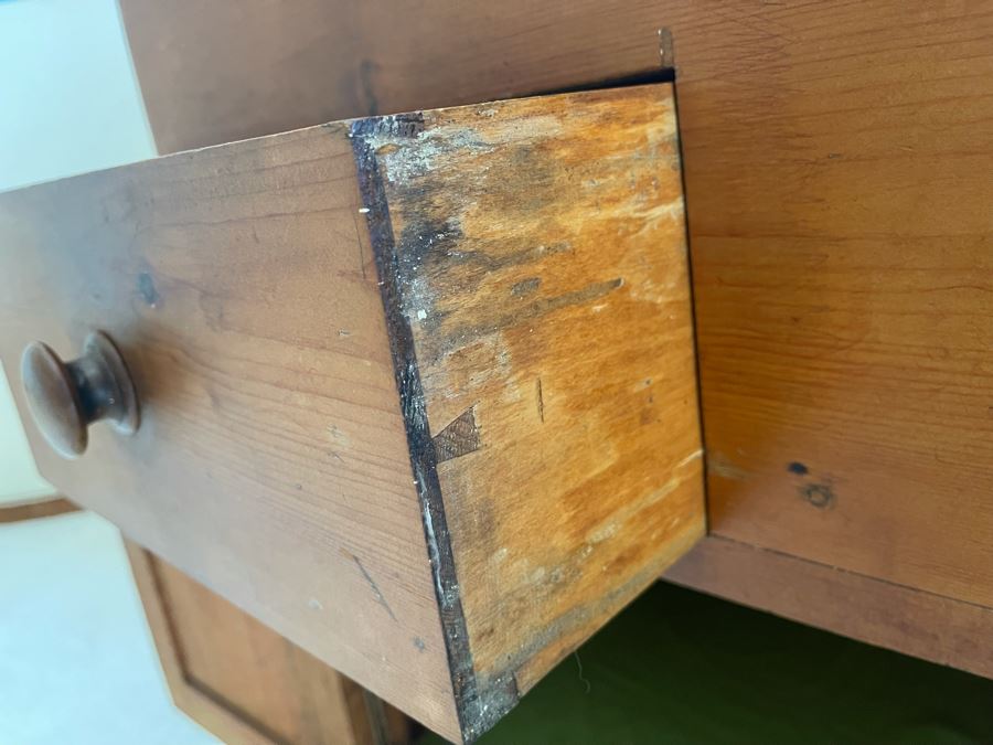 Antique Primitive Pine Cabinet 29W X 18D X 29H [Photo 10]