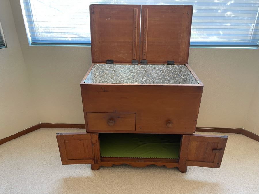 Antique Primitive Pine Cabinet 29W X 18D X 29H [Photo 8]