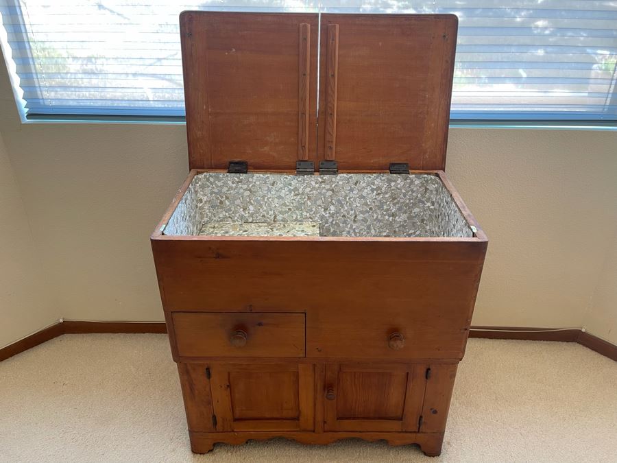 Antique Primitive Pine Cabinet 29W X 18D X 29H [Photo 5]