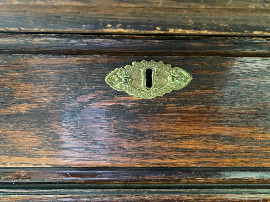 Vintage Tall 6-Drawer Chest Of Drawers Dresser On Casters (One Drawer Pull Needs Replacement) 40W X 20D X 62H [Photo 5]