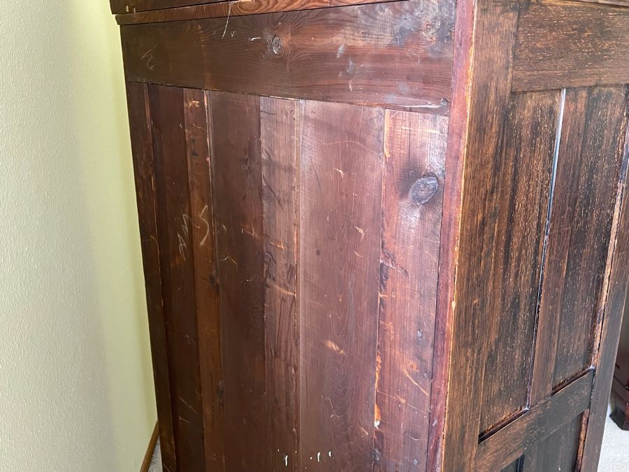 Vintage Tall 6-Drawer Chest Of Drawers Dresser On Casters (One Drawer Pull Needs Replacement) 40W X 20D X 62H [Photo 9]