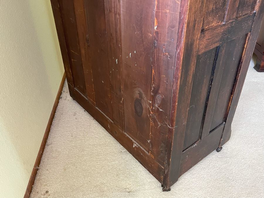 Vintage Tall 6-Drawer Chest Of Drawers Dresser On Casters (One Drawer Pull Needs Replacement) 40W X 20D X 62H [Photo 10]