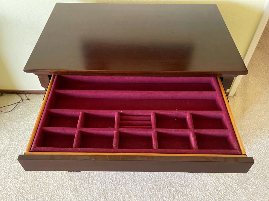 Heritage Wooden Chest Of Drawers Nightstand With Hidden Top Jewelry Drawer [Photo 5]