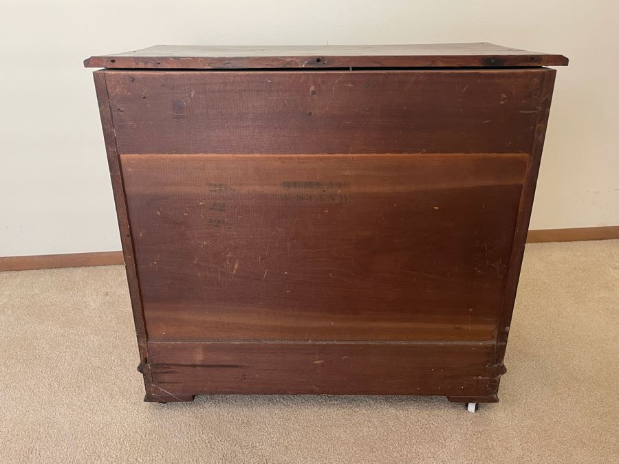 Vintage Wooden 3-Drawer Chest Of Drawers 31W X 16D X 29.5H [Photo 8]