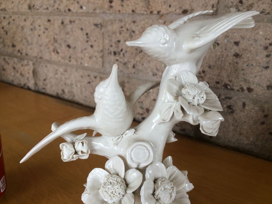 Fly Bird Figurine - Made in Italy [Photo 2]
