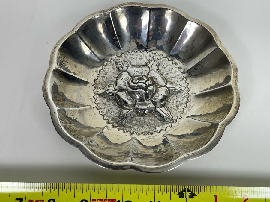Sterling Silver Repousse Floral Design Bowl Casa Preito Juarez Mexico 6W 237.8g [Photo 2]