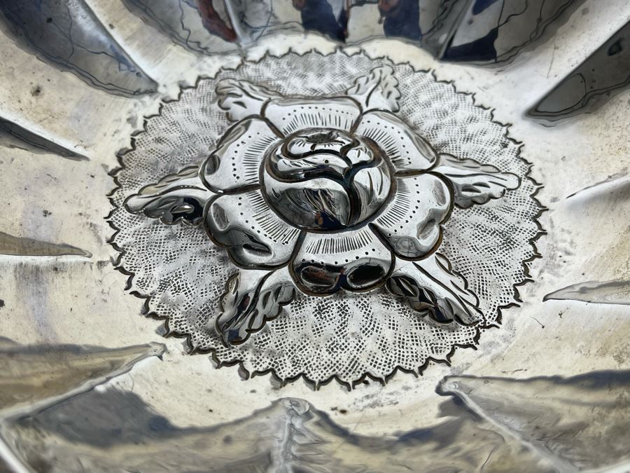 Sterling Silver Repousse Floral Design Bowl Casa Preito Juarez Mexico 6W 237.8g [Photo 5]