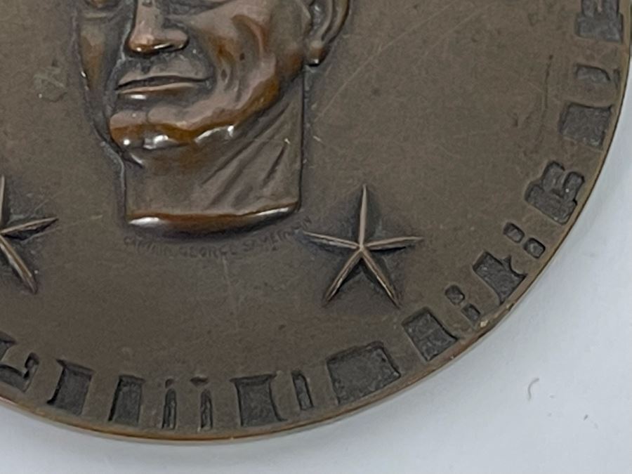 Vintage Dwight D Eisenhower Medallion 2.75R [Photo 6]