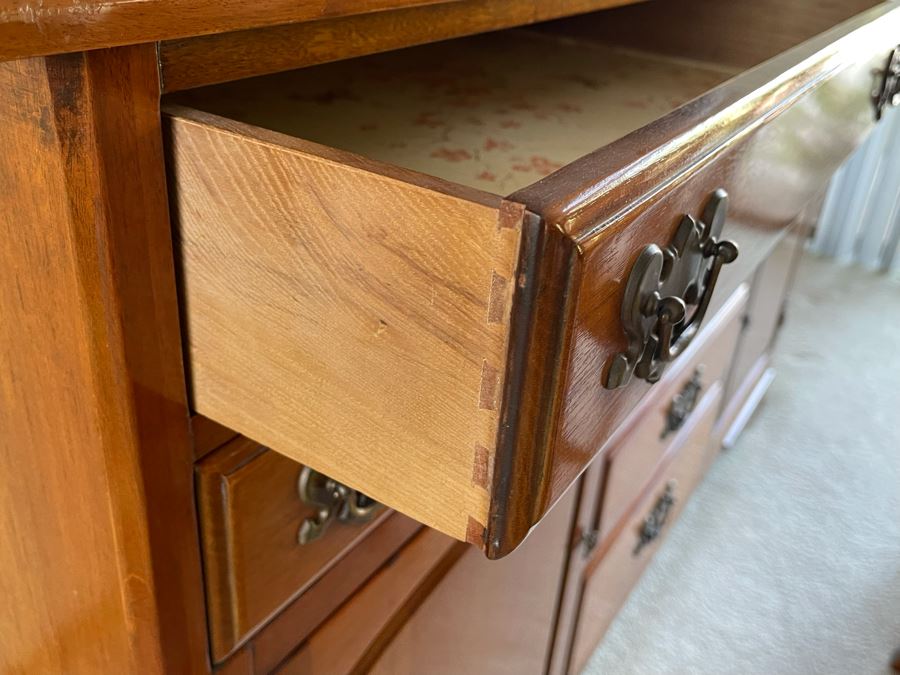 Mahagony Drop Leaf Dining Table With Six Chairs And Matching Mahagony China Cabinet - Comes With Extra Leaf - Made By Unique Furniture Makers [Photo 18]