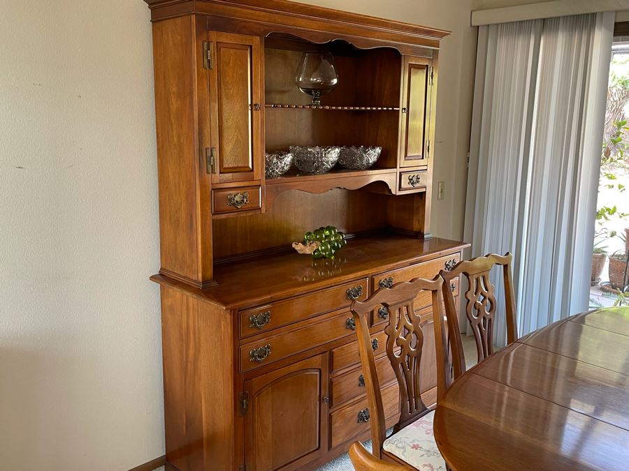 Mahagony Drop Leaf Dining Table With Six Chairs And Matching Mahagony China Cabinet - Comes With Extra Leaf - Made By Unique Furniture Makers [Photo 15]