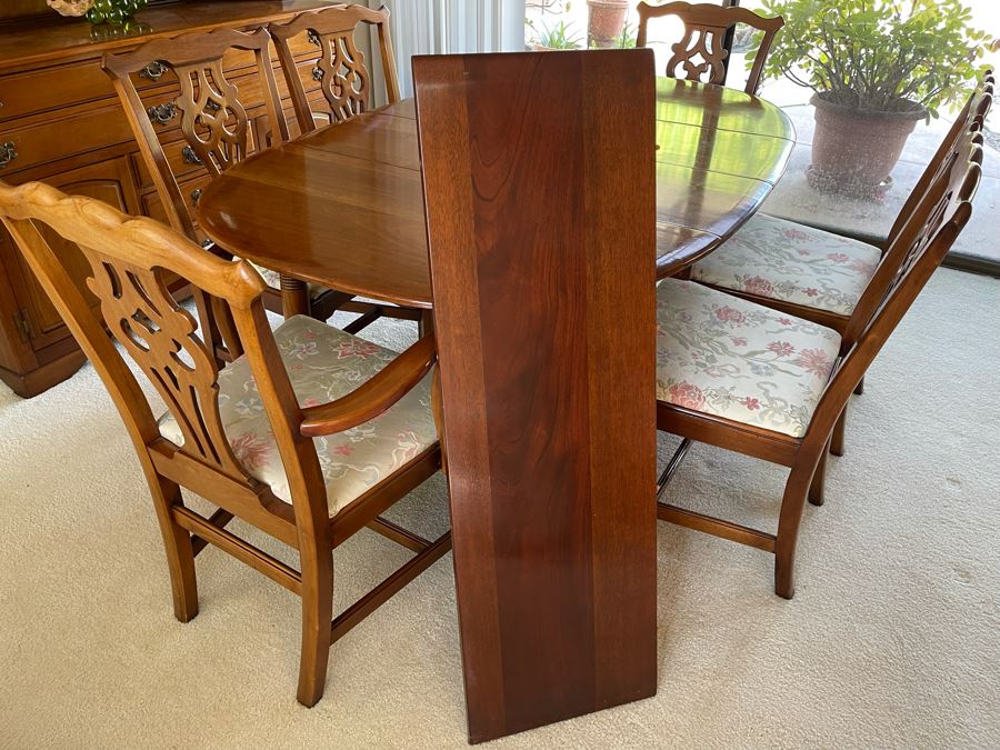 Mahagony Drop Leaf Dining Table With Six Chairs And Matching Mahagony China Cabinet - Comes With Extra Leaf - Made By Unique Furniture Makers [Photo 10]