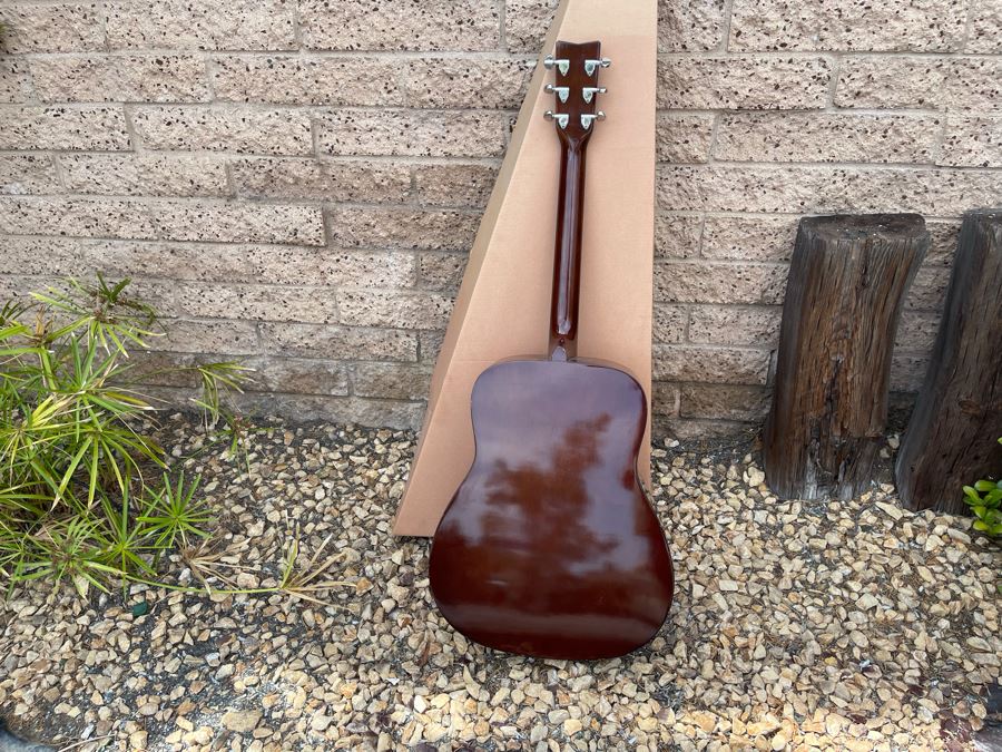 JUST ADDED - Yamaha Acoustic Steel String Guitar Model F-325 With Box [Photo 7]