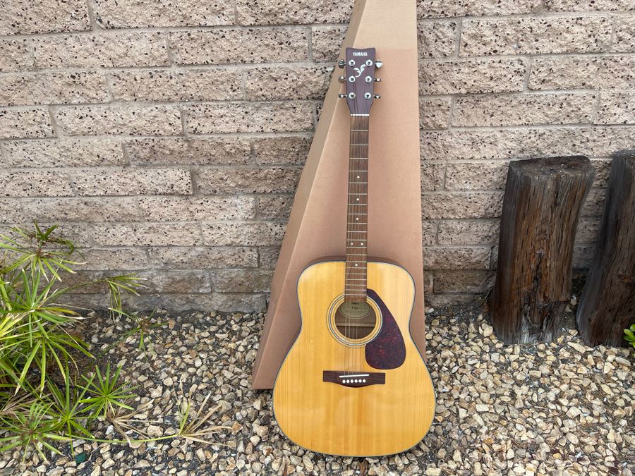 JUST ADDED - Yamaha Acoustic Steel String Guitar Model F-325 With Box [Photo 2]