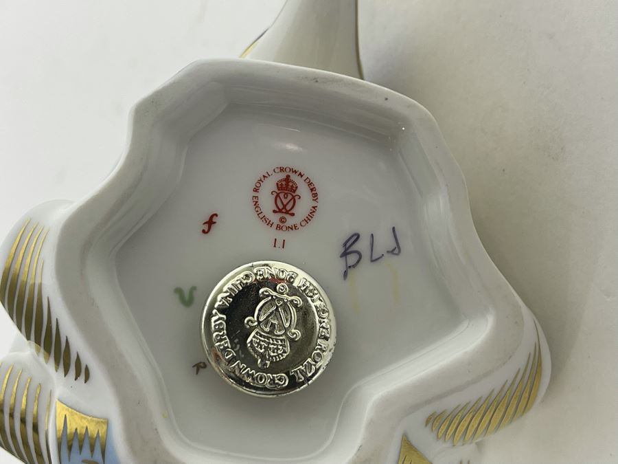 Royal Crown Derby Porcelain Dolphin Figurine 6W X 4H [Photo 8]