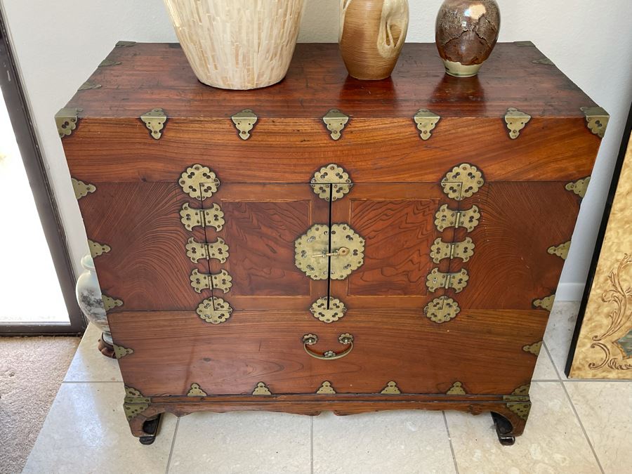Vintage Japanese Tansu Chest 33W X 15D X 30.5H [Photo 3]