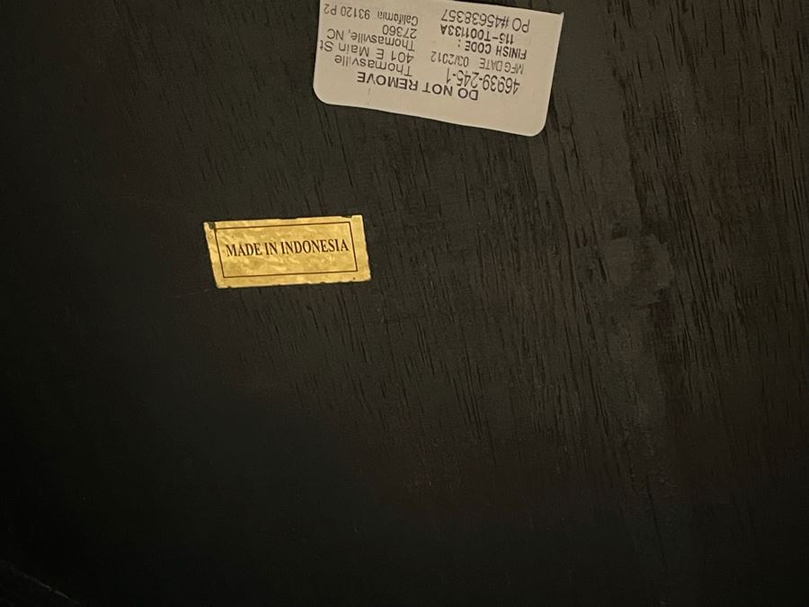 Thomasville Wooden Side Table 20W X 25H [Photo 4]