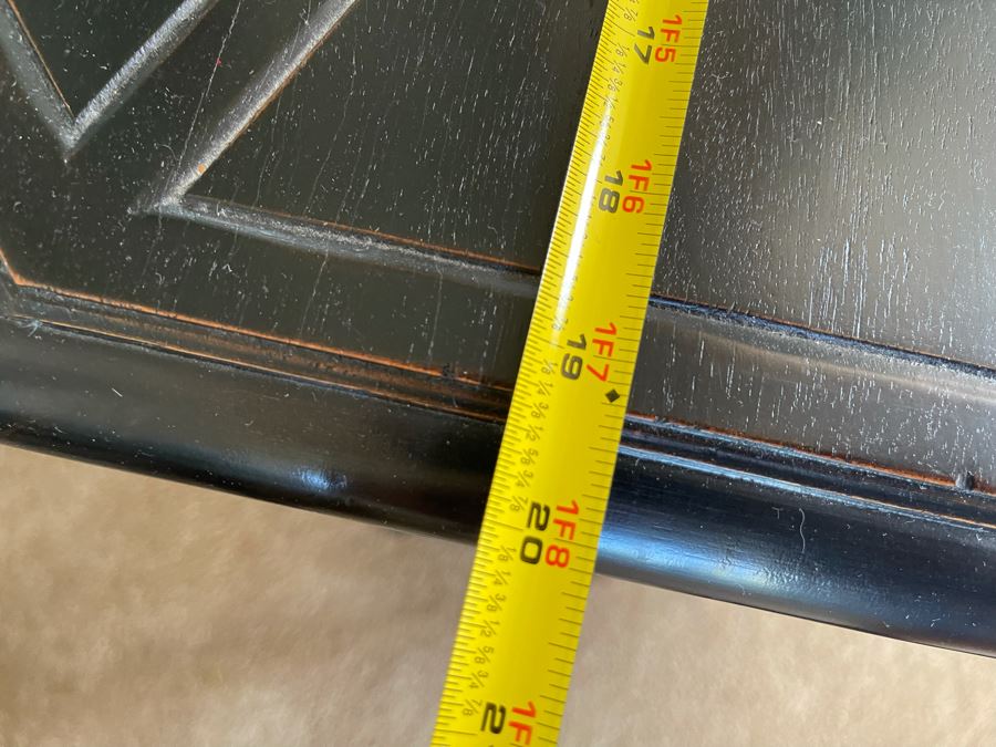 Thomasville Wooden Side Table 20W X 25H [Photo 8]