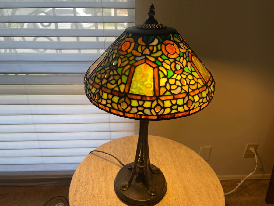 Stained Glass Lamp 24H [Photo 2]