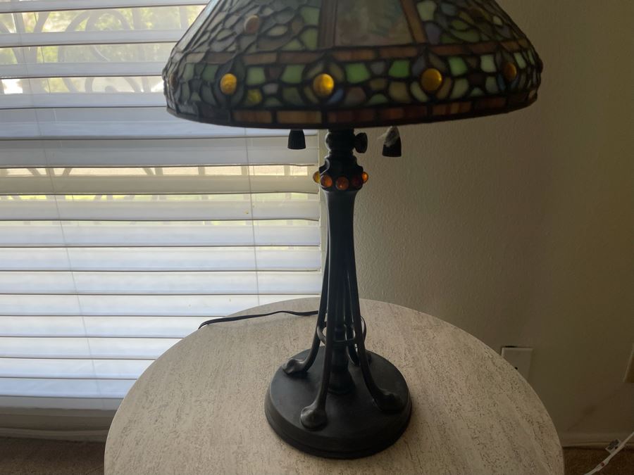 Stained Glass Lamp 24H [Photo 5]