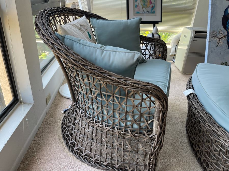 Woven Armchair With Ottoman [Photo 6]