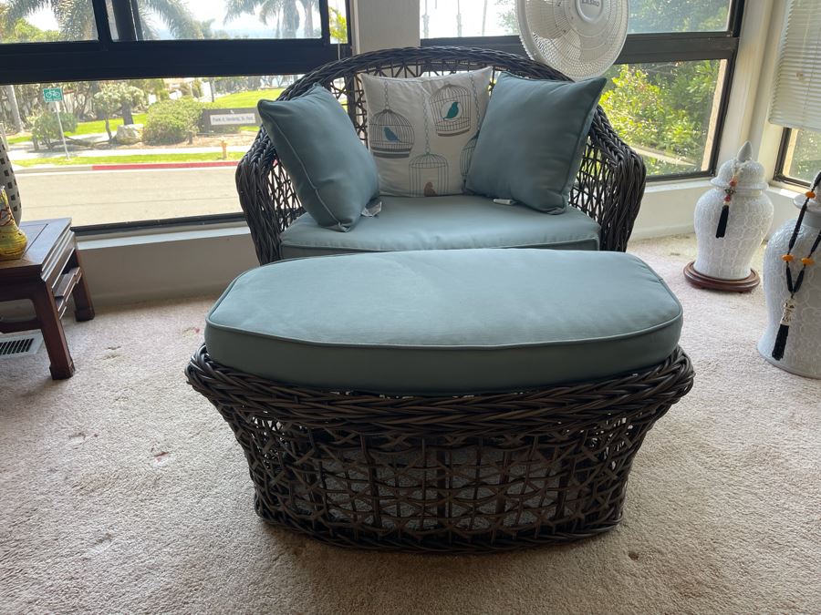 Woven Armchair With Ottoman [Photo 3]